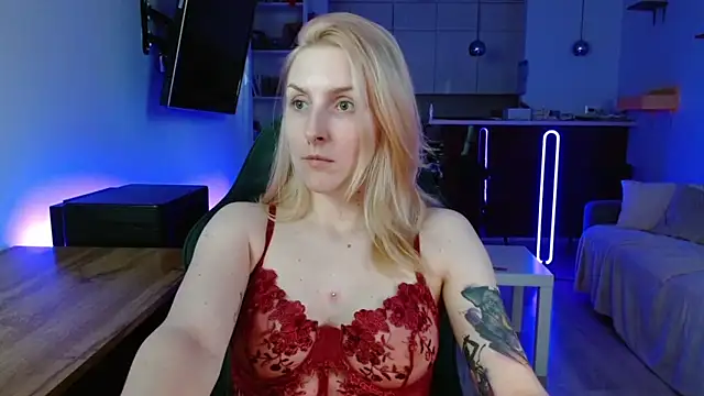 Snapshot of illusorycat chatting on 03.03.26 illusorycat online show from 03.03.26