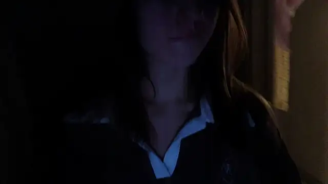 Snapshot of LovelyKatea chatting on 11.21.25 LovelyKatea online show from 11.21.25