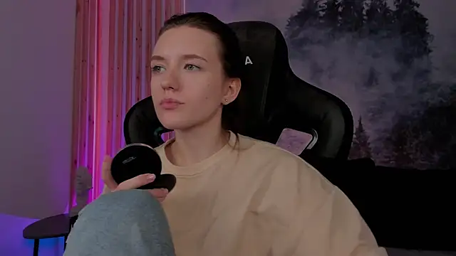 JennyDens online show from 12.17.24