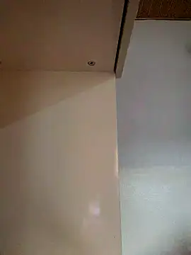 Snapshot of vannycov chatting on 10.03.25 vannycov online show from 10.03.25