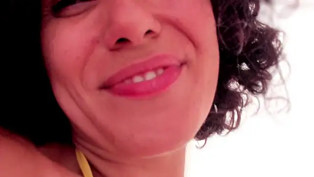 Snapshot of _CurlySue_ chatting on 06.13.26 CurlySue online show from 06.13.26