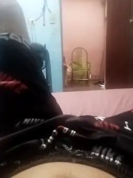 Snapshot of Emanuel45js chatting on 02.26.25 Emanuel45js online show from 02.26.25