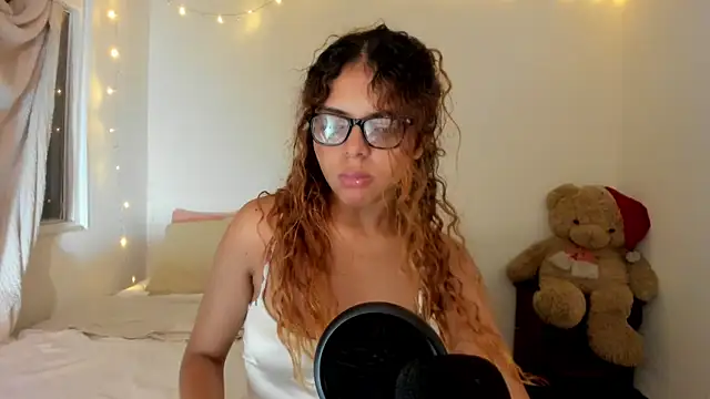 ValienteGirl  online show from 05.06.26