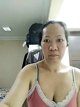 Snapshot of Sweet_Lady30 chatting on 03.16.25 Sweet Lady30 online show from 03.16.25