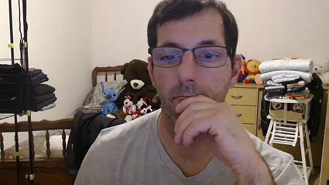 Snapshot of steph19x5 chatting on 02.18.26 steph19x5 online show from 02.18.26