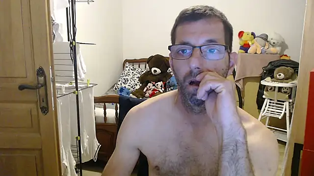 steph19x5 online show from 04.29.26