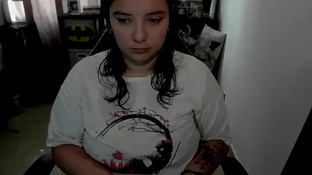 Snapshot of aika-dreams chatting on 06.12.26 aika-dreams online show from 06.12.26