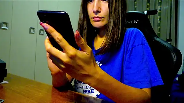 Snapshot of GodlyTheia chatting on 09.24.25 GodlyTheia online show from 09.24.25