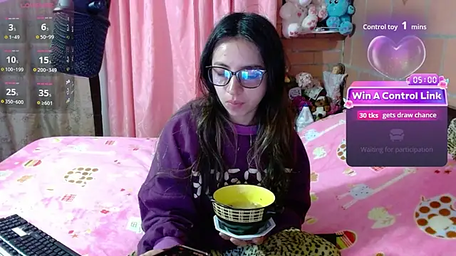 Maggie Fox3 online show from 04.25.26