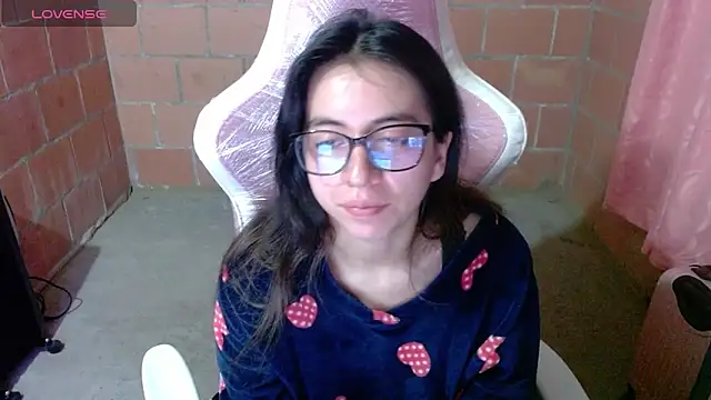 Maggie Fox3 online show from 05.30.26