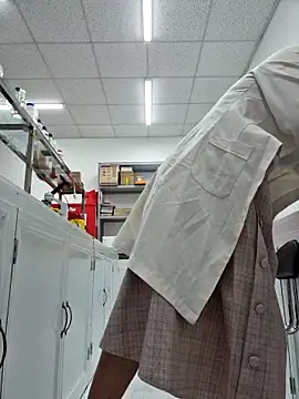 HinaLovely online show from 02.14.26