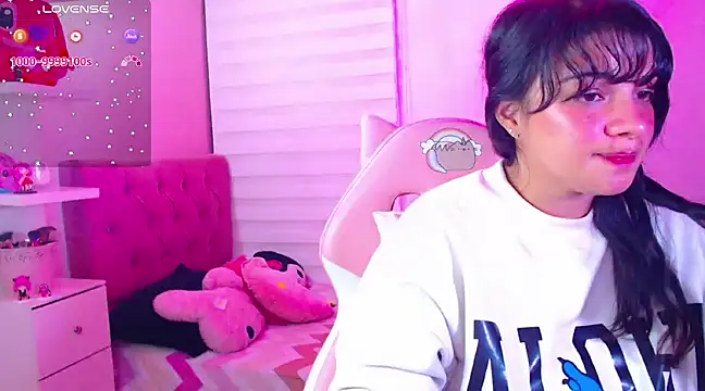 Vannessa  Shy online show from 12.19.24