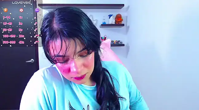 Vannessa  Shy online show from 02.06.25