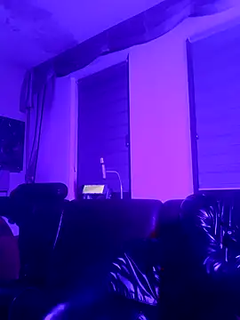 Snapshot of Crystalbitchx chatting on 12.06.24 Crystalbitchx online show from 12.06.24