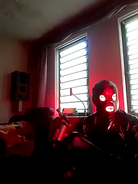 Snapshot of Crystalbitchx chatting on 02.02.25 Crystalbitchx online show from 02.02.25