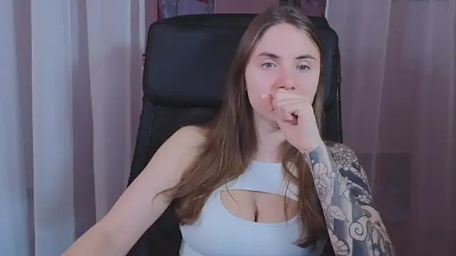  AnnaStark  online show from 01.05.25