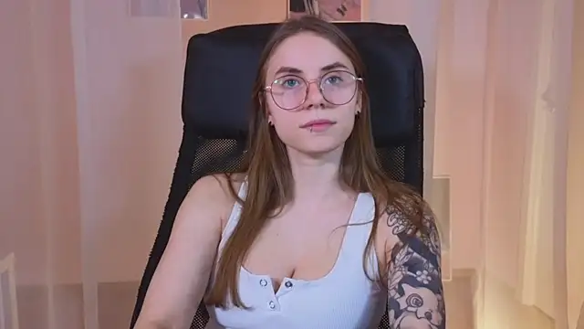  AnnaStark  online show from 01.23.25