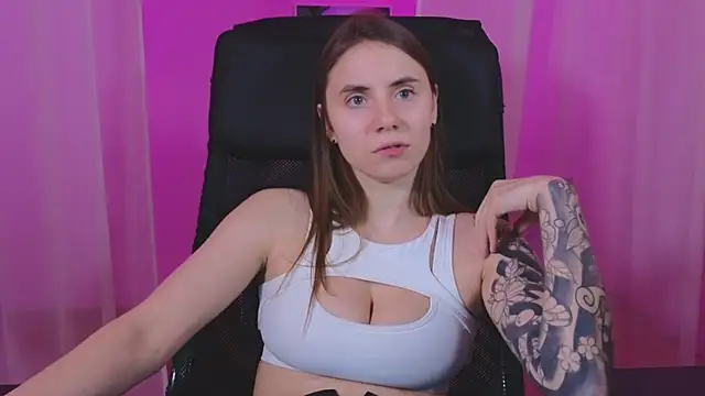  AnnaStark  online show from 02.08.25