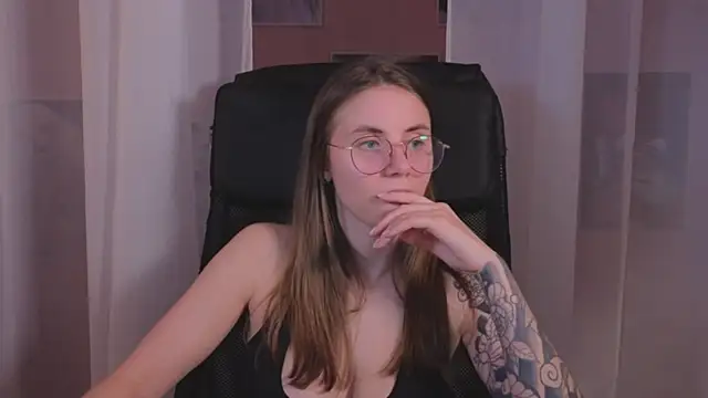  AnnaStark  online show from 03.15.25