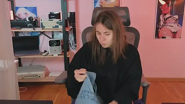  AnnaStark  online show from 04.30.26