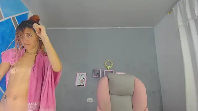 SexyLeilaa online show from 12.28.24