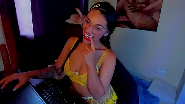 annyluna1 online show from 06.26.26