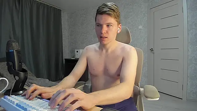 Snapshot of Bananas_dick chatting on 10.26.25 Bananas dick online show from 10.26.25