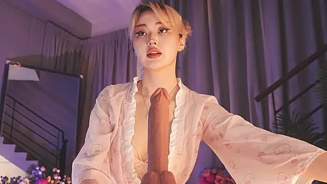 Snapshot of hyun_chia chatting on 09.12.25 hyun chia online show from 09.12.25