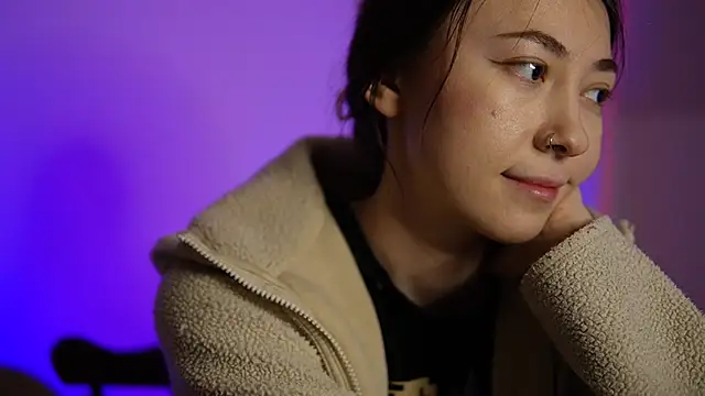 Snapshot of chibi_moon_ chatting on 01.15.25 chibi moon online show from 01.15.25