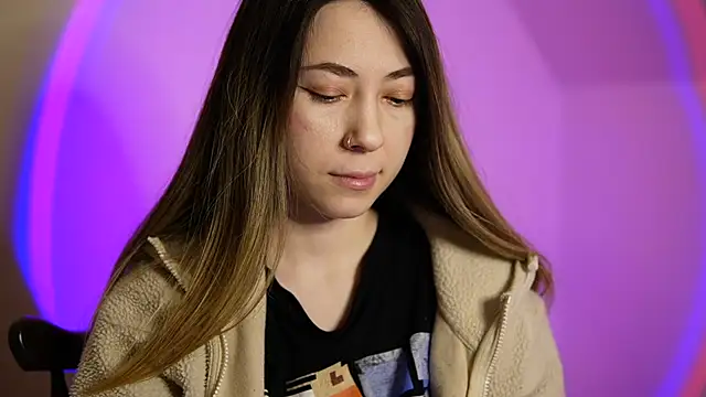 Snapshot of chibi_moon_ chatting on 01.27.25 chibi moon online show from 01.27.25