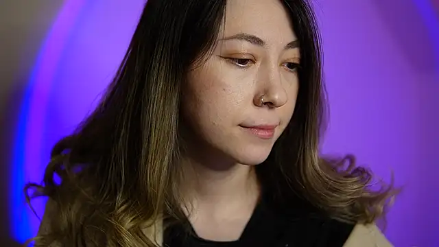 Snapshot of chibi_moon_ chatting on 02.20.25 chibi moon online show from 02.20.25