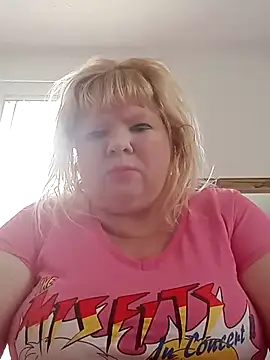 Snapshot of JemJensen30 chatting on 06.18.26 JemJensen30 online show from 06.18.26