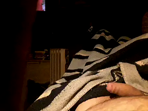 Snapshot of ciruelo1 chatting on 11.08.25 ciruelo1 online show from 11.08.25