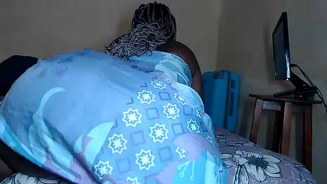 Snapshot of SweetAppleCandyxx chatting on 01.13.26 SweetAppleCandyxx online show from 01.13.26