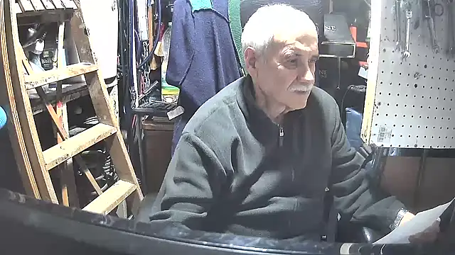 nonnomaturobisex online show from 03.18.25