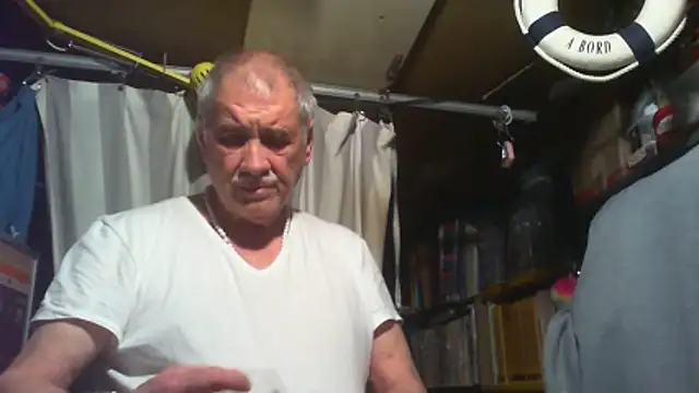 nonnomaturobisex online show from 04.29.26