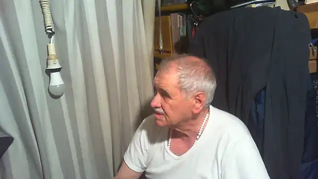 nonnomaturobisex online show from 05.04.26