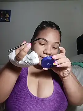 Snapshot of Van3orgasm4me chatting on 03.11.26 Van3orgasm4me online show from 03.11.26