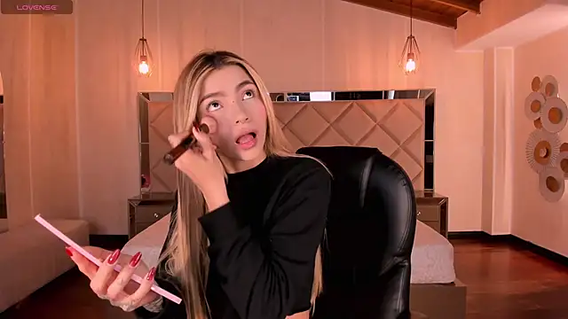 LexieWayne online show from 04.26.26