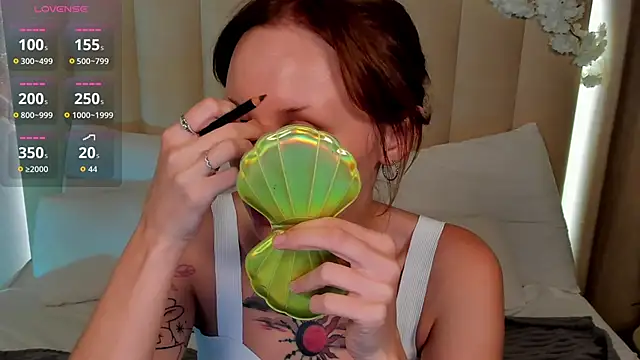 LianaFord online show from 05.22.26