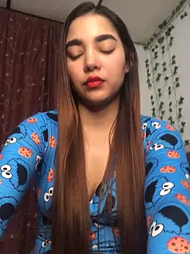 DulceChloe99 online show from 12.05.24