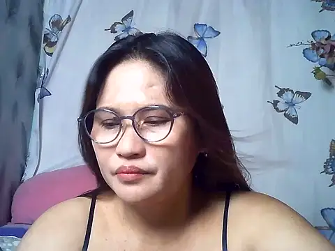 Snapshot of Amazing_Angel22 chatting on 06.26.26 Amazing Angel22 online show from 06.26.26