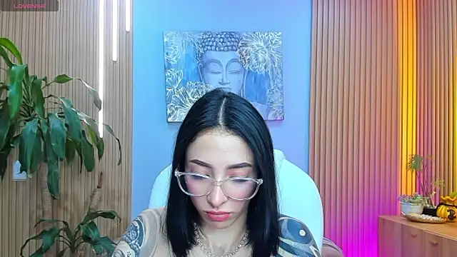 barbie scoth  online show from 05.03.26