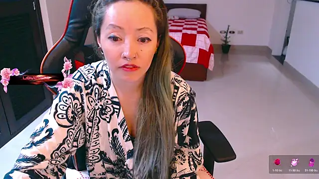 Snapshot of pink-2022 chatting on 01.06.26 pink-2022 online show from 01.06.26