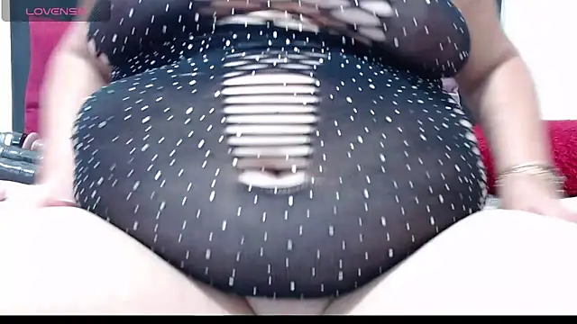 Margaret milf online show from 04.24.26