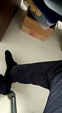 Desi Londa 143 online show from 03.03.25