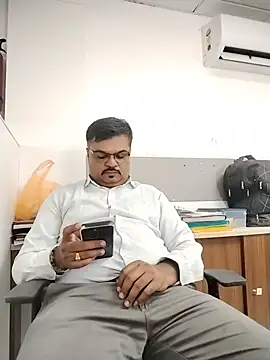 Snapshot of Desi_Londa_143 chatting on 06.09.26 Desi Londa 143 online show from 06.09.26