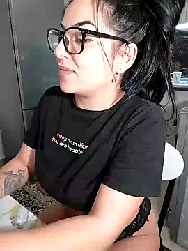 hot-babygirl online show from 02.05.25