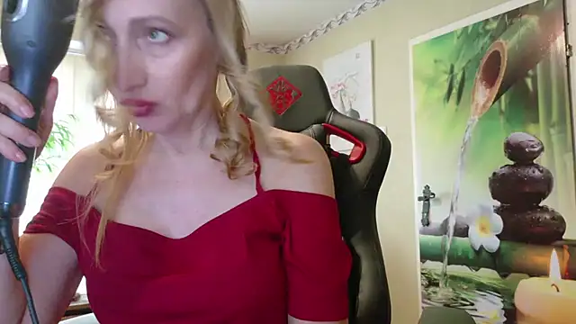Snapshot of HotLana69 chatting on 05.22.26 HotLana69 online show from 05.22.26