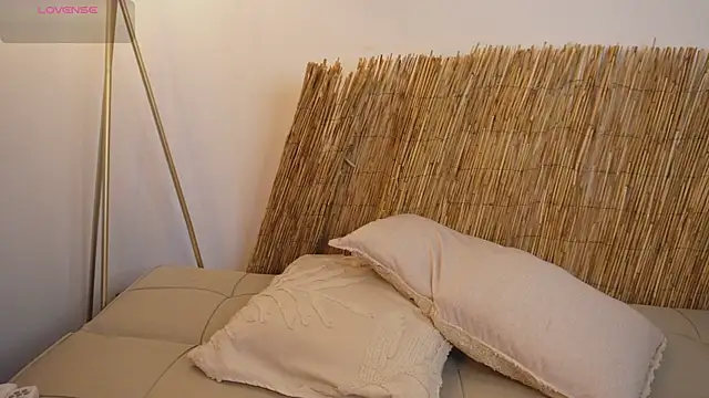 bunnycuteshy online show from 06.04.26